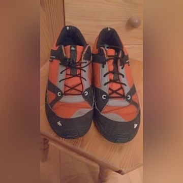 Buty trekkingowe wodoodporne z Decathlon 37.5