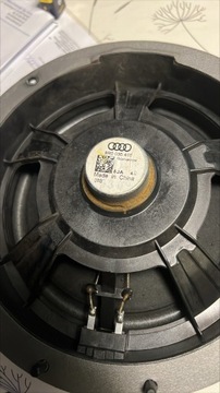 Komplet glosników niskotonowych Audi Q5  8R 35 411 i 8R 35415