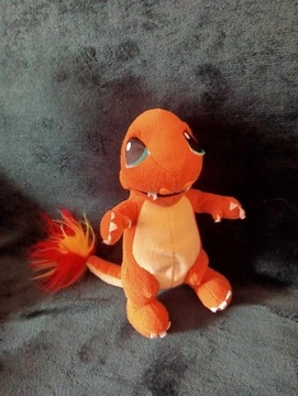 Pokémon Charmander maskotka 