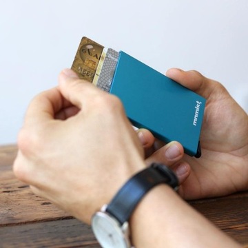 Minimalist Aluminiowy portfel na karty kredyt