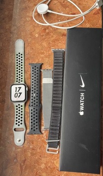 Apple Watch 6 44mm Silver Nike + Paski