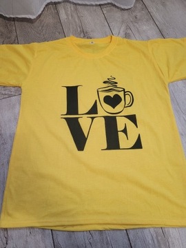 Koszulka z napisem LOVE 
