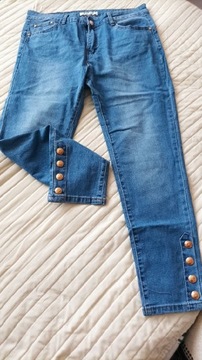 Spodni dżinsy z ozdobami