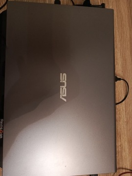 Asus vivobook 15"