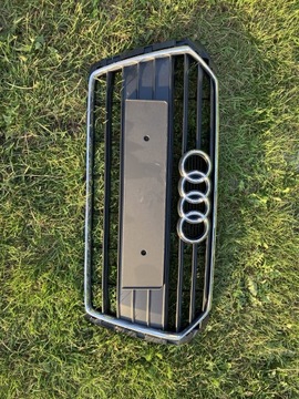 Atrapa chłodnicy Audi A4