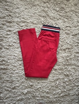 Czerwone spodnie Reserved