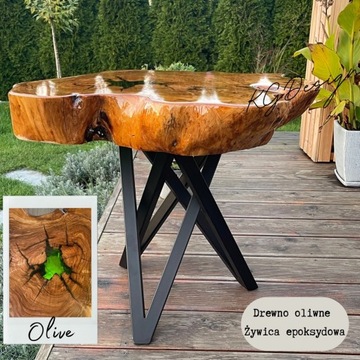 Stolik z sycylijskiego drewna oliwnego 