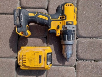 Wiertarko wkrętarka DeWalt DCD796 +Aku +ladowarka