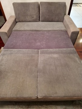 Dwuosobowa sofa rozkładana, stylowa i wygodna