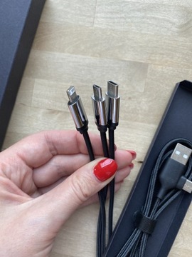 Przełaczka, Kabel USB C/microUSB/Lightning 