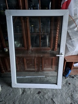 Okno 140×100 cm 