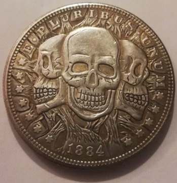 trzy czaszki 3 One Dollar dolar