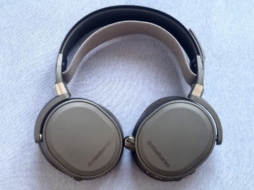 Słuchawki bezprzewodowe SteelSeries Arctis 7+ plus