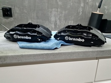 Zaciski s8 d2 brembo 