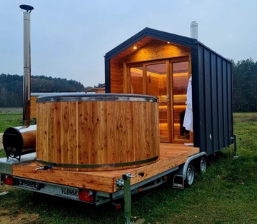 sauna, balia z jacuzzi, drewniana sauna ogrodowa
