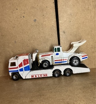 resoraki MATCHBOX MALONE’S TRANSPORTER Kenworth