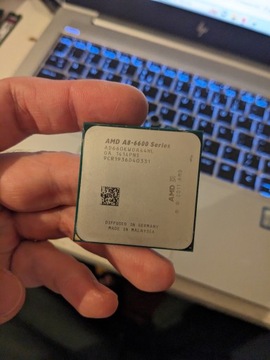 Procesor AMD A8-6600