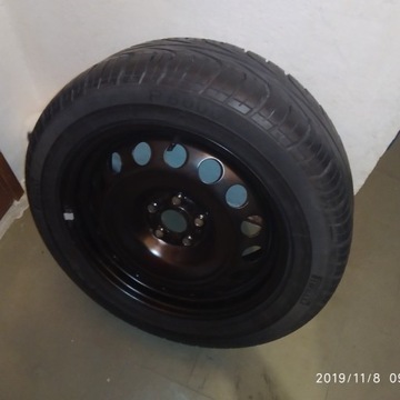 opona PIRELLI P 6000 2019 rok z felgą R16