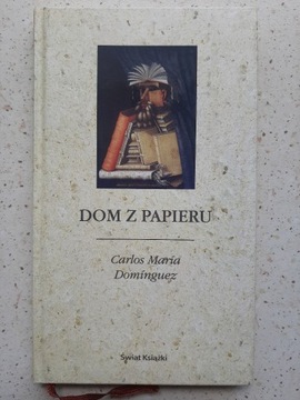 CARLOZ MARIA DOMINGUEZ - Dom z papieru