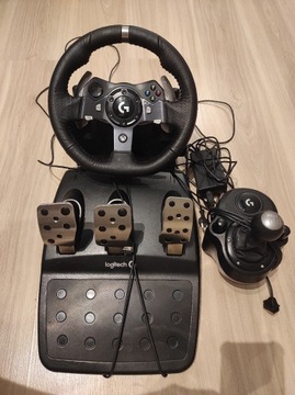 Kierownica Logitech g920 + pedały + shifter.