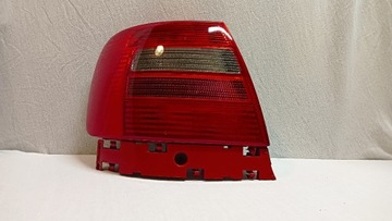 Lampa lewy tył A4 B5 Sedan 8D0945095D EU