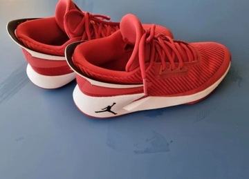 Buty NIKE Jordan oryginalne, rozm.41 super stan!