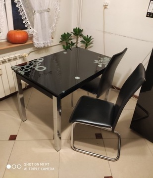 Zestaw - Czarny stół + 6 krzeseł - Okazja!!