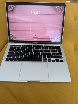 Macbook Air 13", 8-rdzeniowy proc. Apple M1 ,256GB