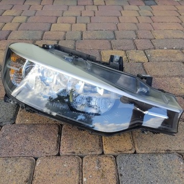 Przednia prawa lampa Bmw F30 oryginalna europejska