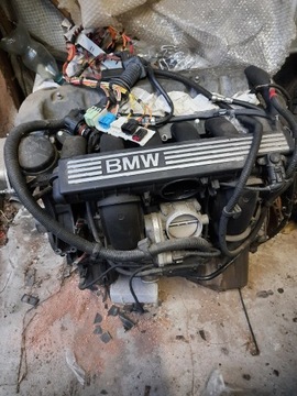 Silnik BMW 523i E60 E61 N52B25AE N52 uszkodzony