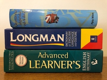 2 słowniki: Longman,Merriam-Webster +Gramatyka A-Z