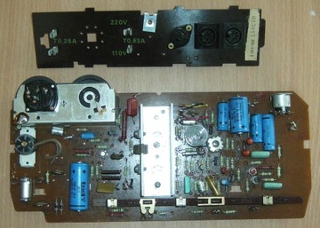 Elektronika magnetofonu ZK140T