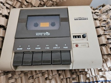 Commodore c16 magnetofon 