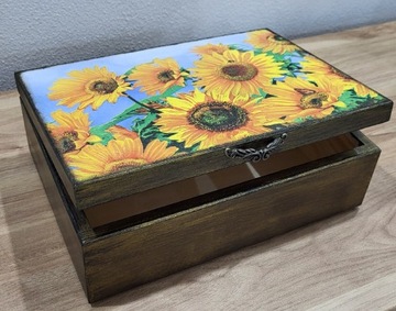 Szkatułka pudełko kufer rękodzieło  słoneczniki 