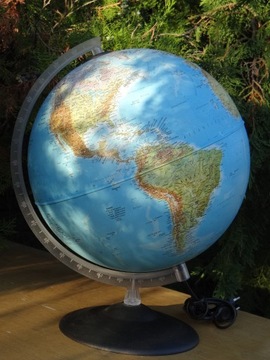 Globus podświetlany 30cm napisy w jęz. niemieckim