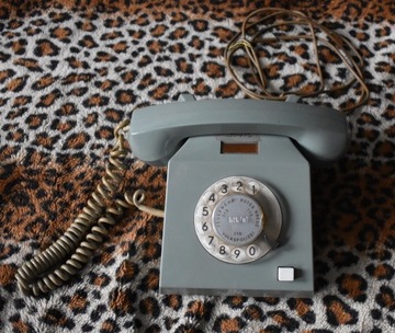 Stary Telefon RFT N045
