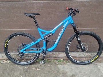 Specialized Stumpjumper EVO 27.5 enduro o skoku 15