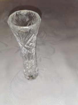 mały wazon kryształowy