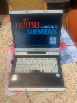 Laptop Fujitsu Siemens  uszkodzony