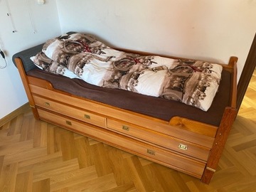 Piętrowe łóżko młodzieżowe wraz z Mega materacem 