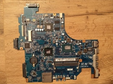 Sony SVF152A29M Uszkodzona płyta główna na części.