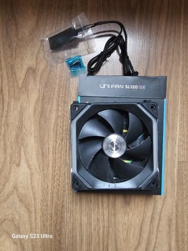 Lian Li Wentylator Uni Fan SL120RGB Black