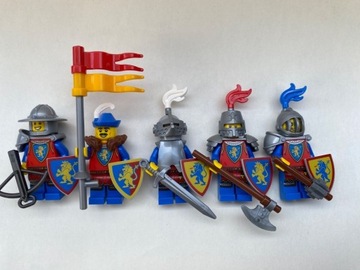 LEGO 10305 - 5x rycerzy Lwów