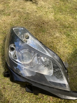 Prawa Lampa reflektor Xenon Renault Clio 3 EU 