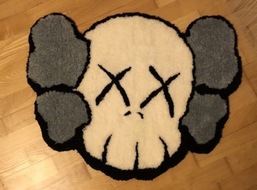 Dywan KAWS handmade