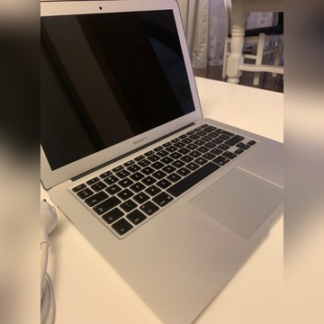 MacBook Air 13-calowy