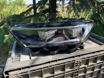 Lampa przednia VW t-roc FULL LED cala ładna EU