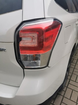 Lampa prawy tył Subaru Forester 2017