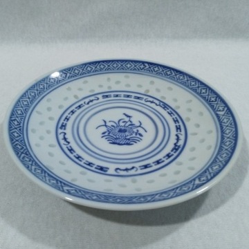 Talerz porcelana chińska ryżowa Ø 13,7 cm H 2.4 cm