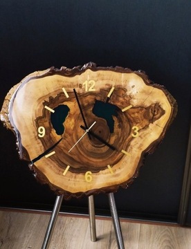 Zegar ścienny ( z plastra orzecha włoskiego)